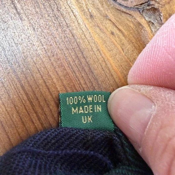 Lochcarron of Scotland Wool Gordon Clan Tartan Tie Scottish Traditional - Picture 6 of 6